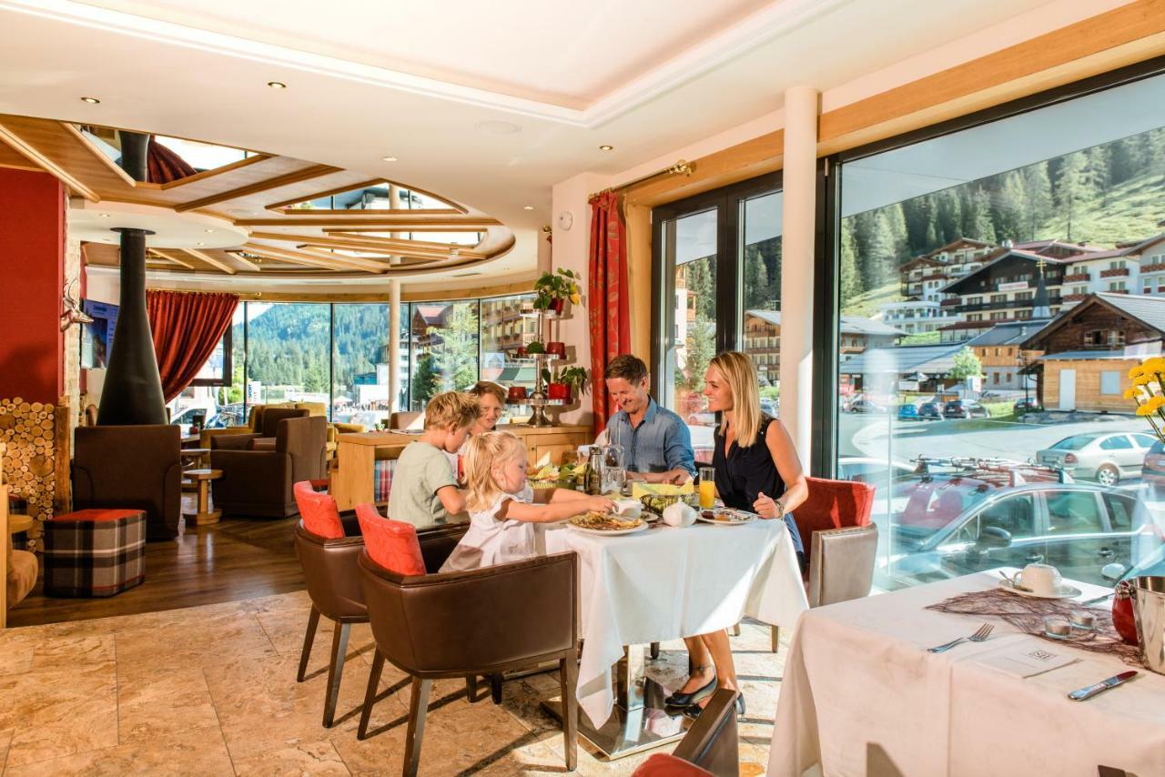 Salzburger Hof Hotel 4*